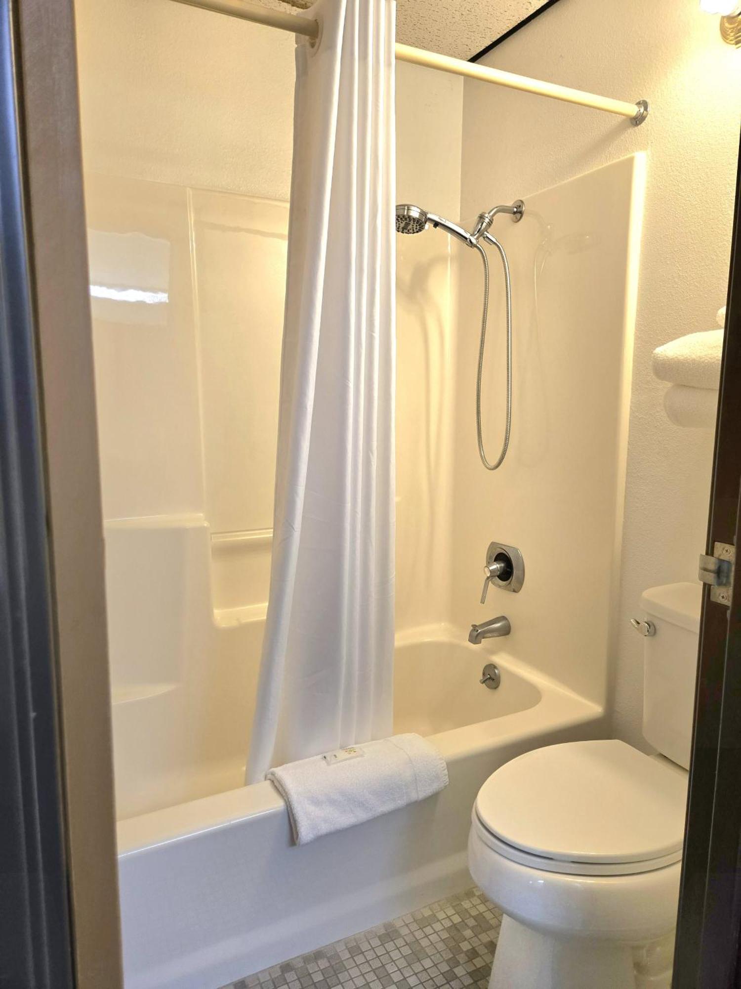 American Inn Ozark المظهر الخارجي الصورة